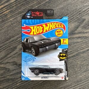 2021 Hot Wheels #181 THE BATMAN BATMOBILE 4/5 New Model Black